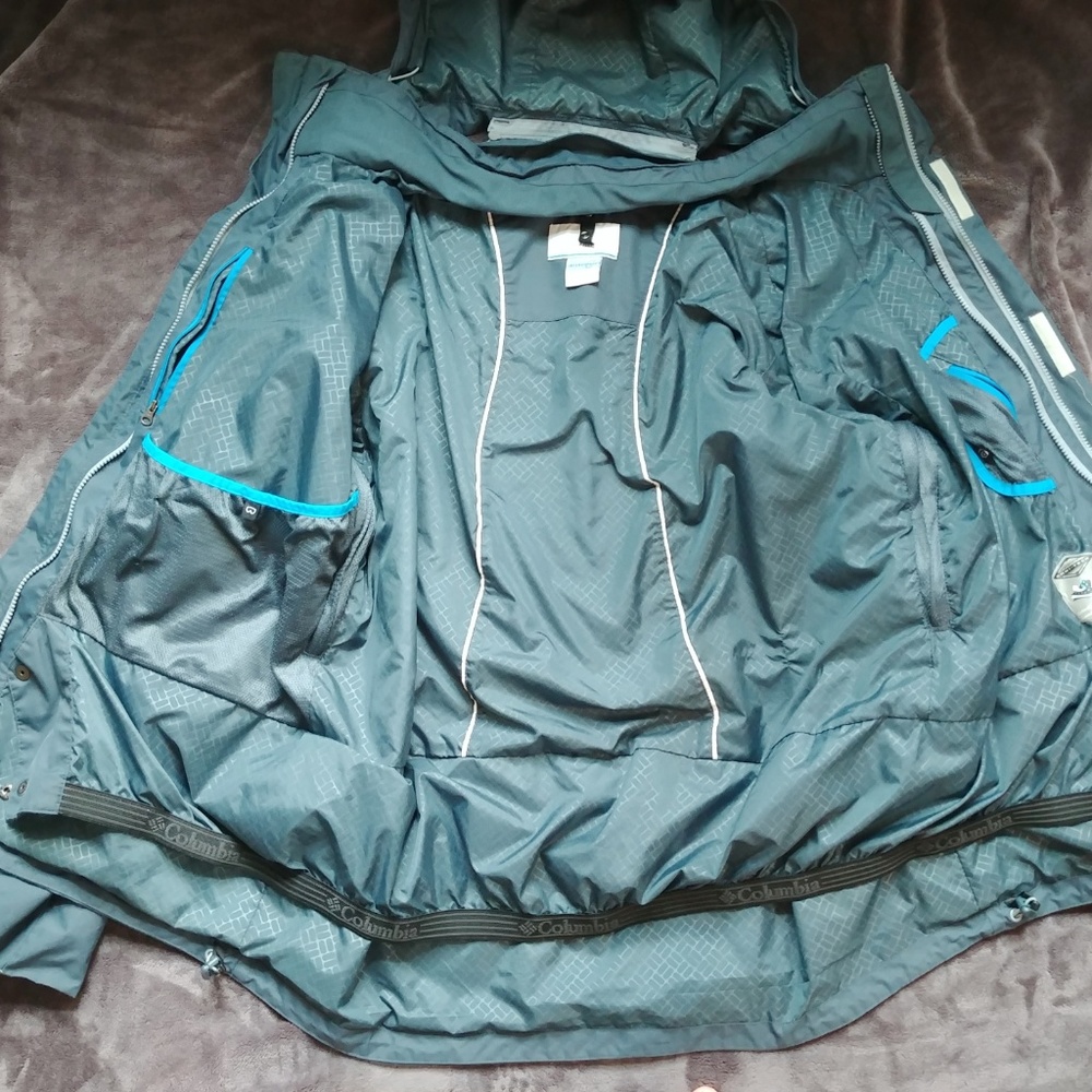 Columbia Waterproof Interchangeable Winter Jacket - Picture 4 of 8